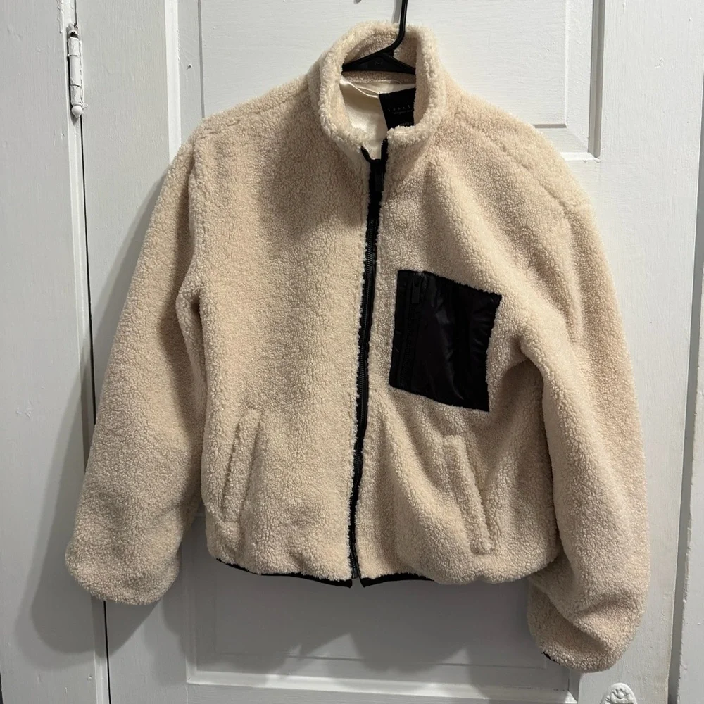 Sanctuary Cream Teddy Jacket with Black Contrast Pocket size XS - Picture 2 of 6